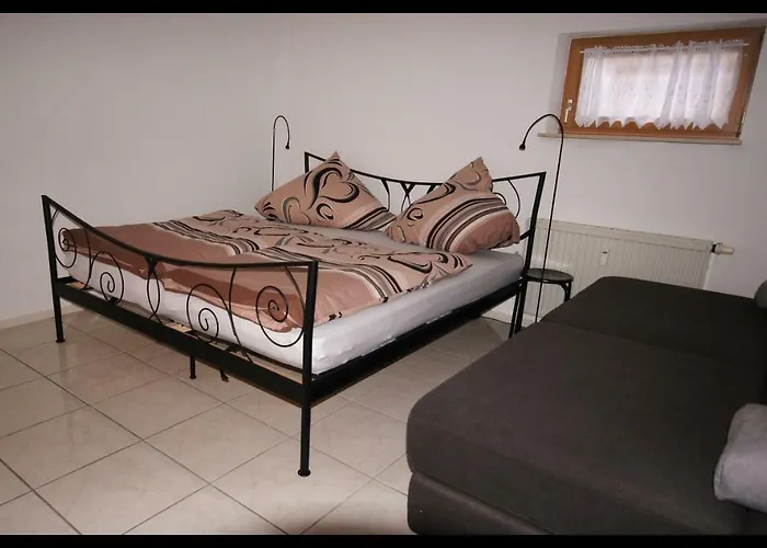 Double Two Homestay szállás *